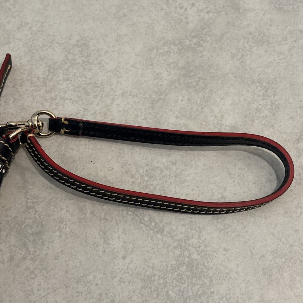 Dooney & Bourke Marvel Avengers Wristlet Clutch Bag NWT RARE - Picture 6 of 7